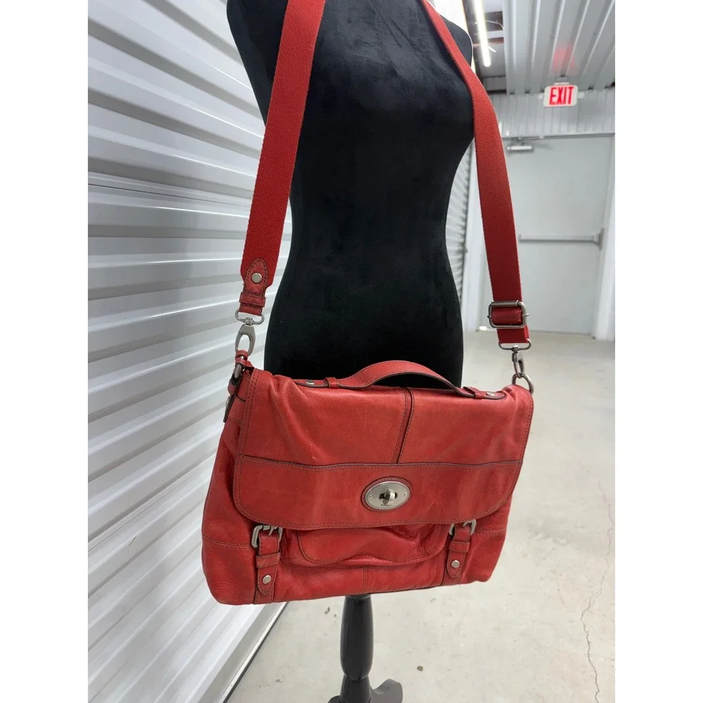 Fossil Long Live Vintage Red Leather Messenger Crossbody Bag Satchel Large